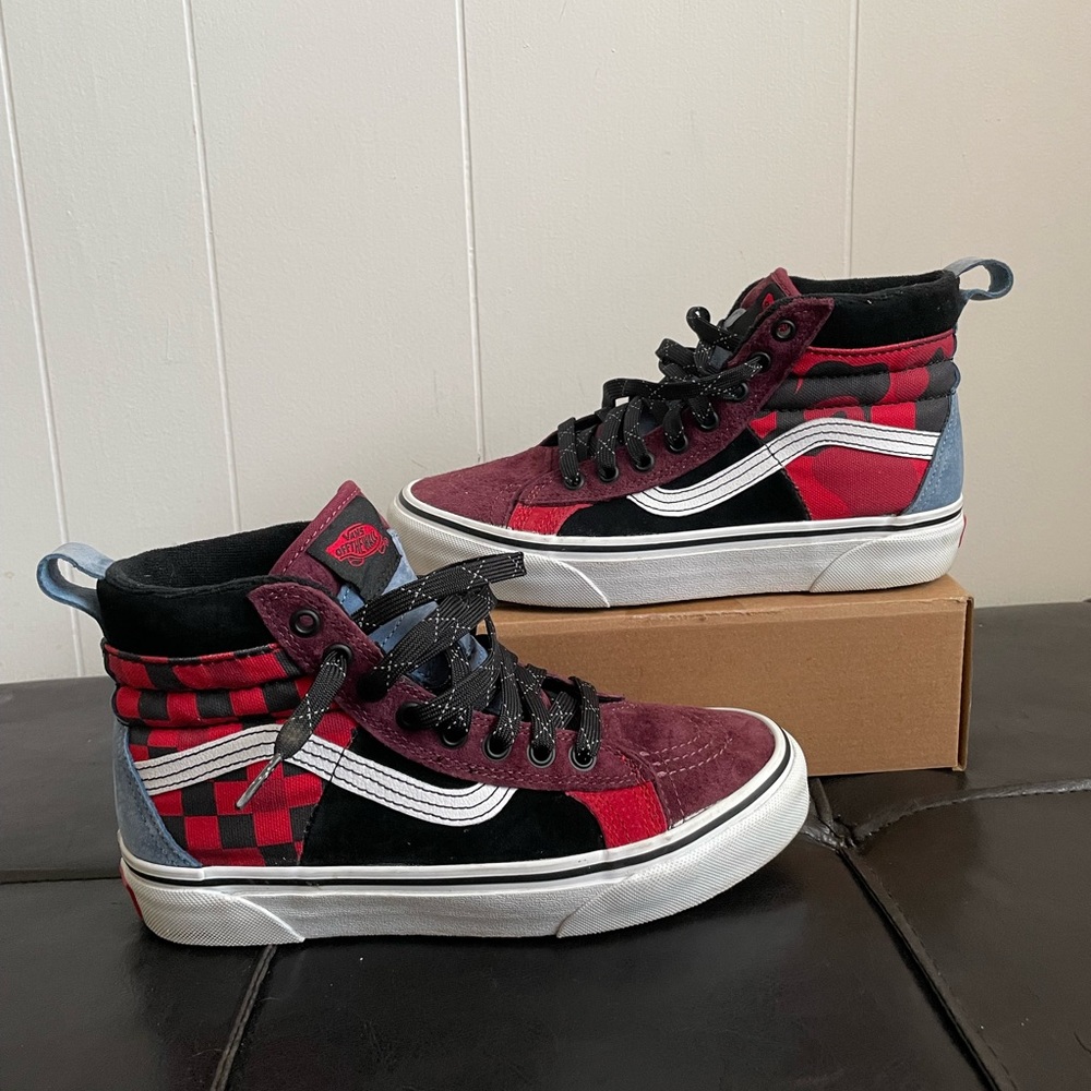 Vans Sk8-Hi multi print size 7 women